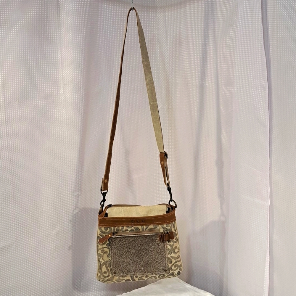 Myra Crossbody Bag